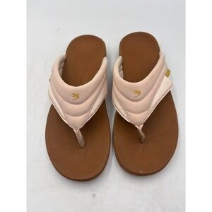 Gravity Defy Women's Kinor‎ Water Resistant Sandals, Sz 10